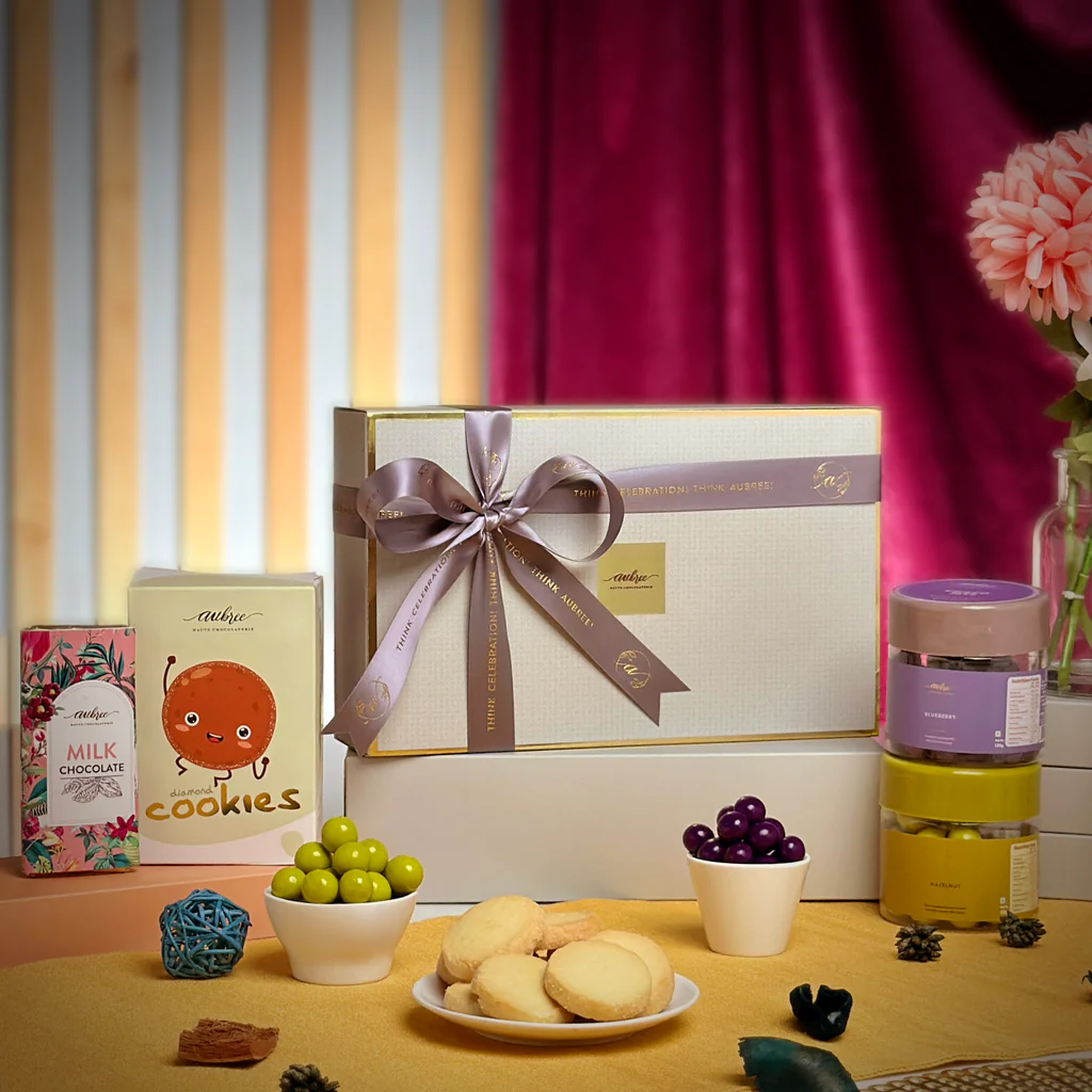 Happy Strings Gift Hamper