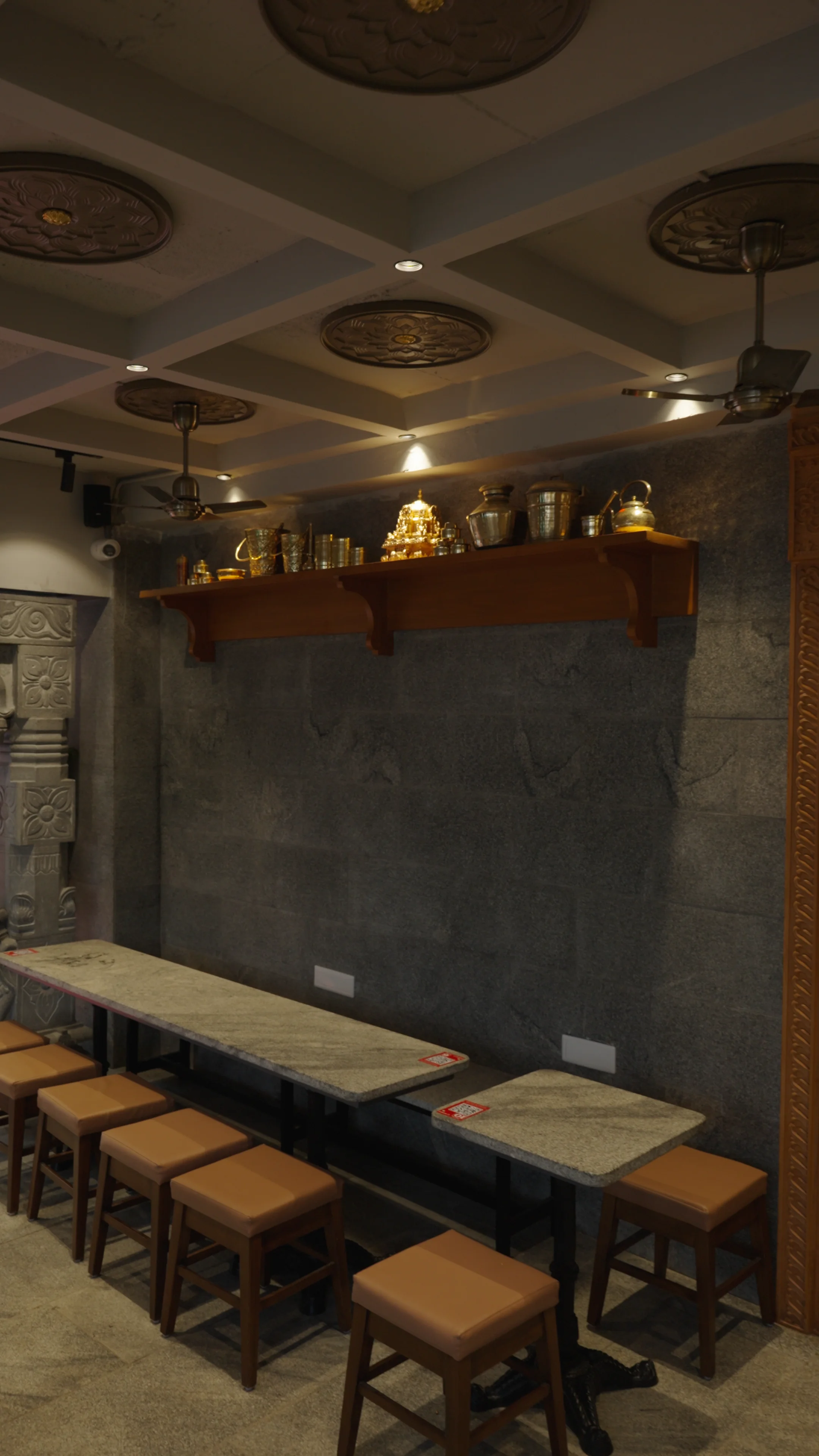 Nirantharam Brassware and Temple Art Display
